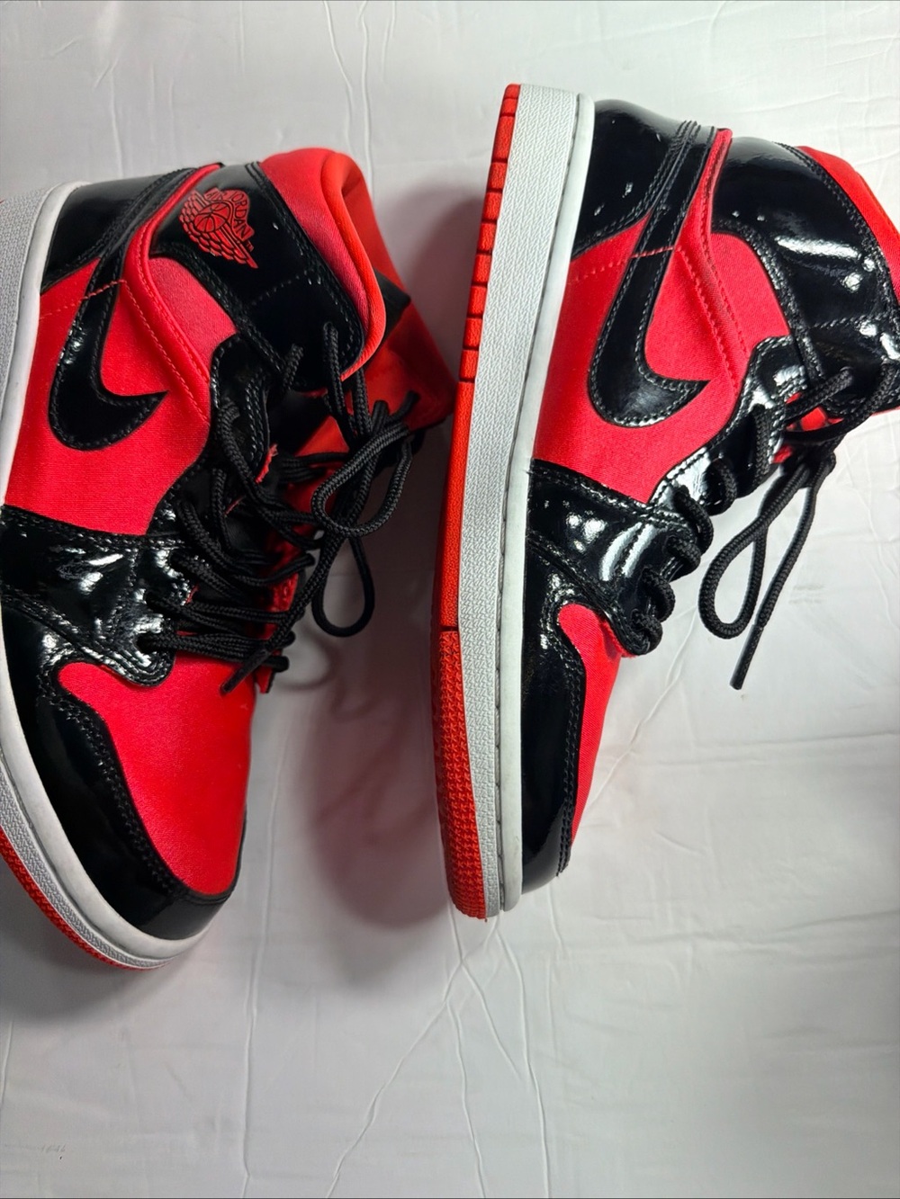 Jordan High-Top Sneakers in Red and Black - Picture 13 of 13